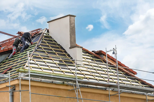 How Replacement Roofing Can Transform the Look of Your House
