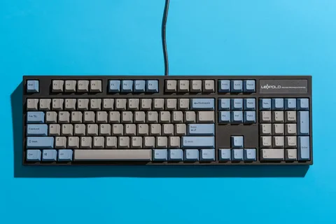 Ergonomics of Full-Size Keyboards: How to Choose the Right One for Your Hands