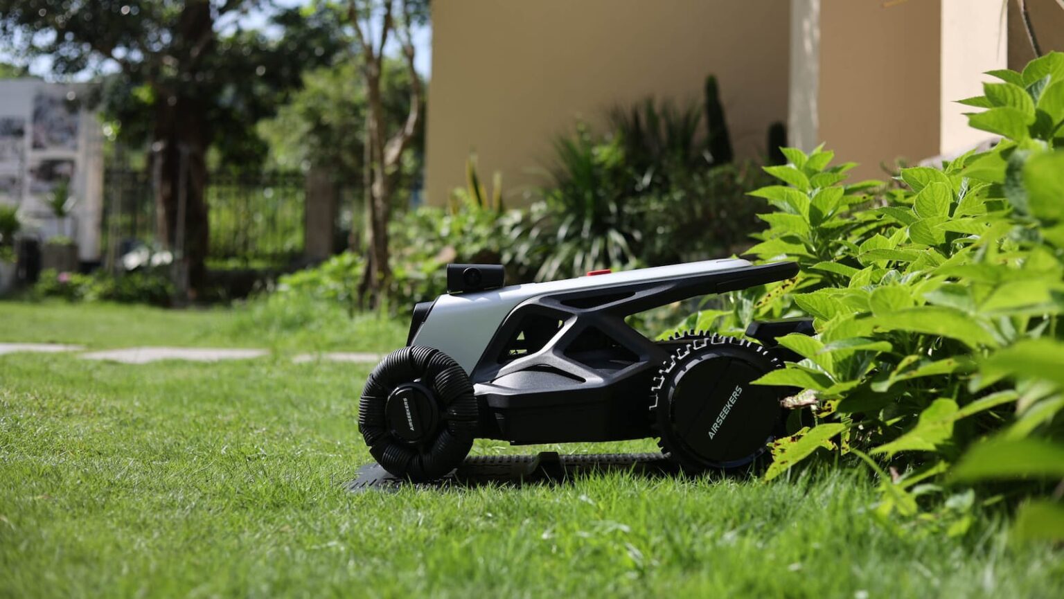 AI Robot Lawn Mower Maintenance Tips for Long-Term Performance